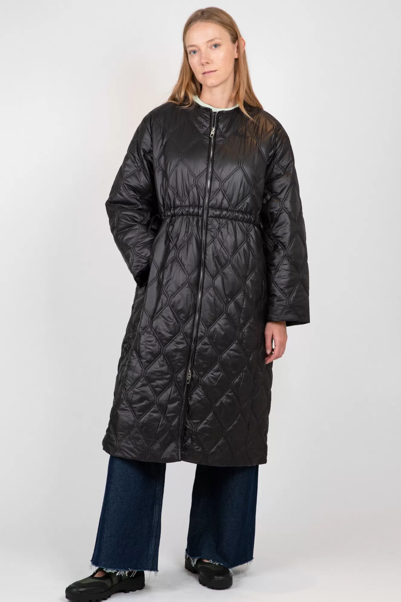New Black Shiny Quilt Long Coat Jackets & Coats